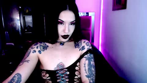 Emerald Black online show from July 21, 7:00 am