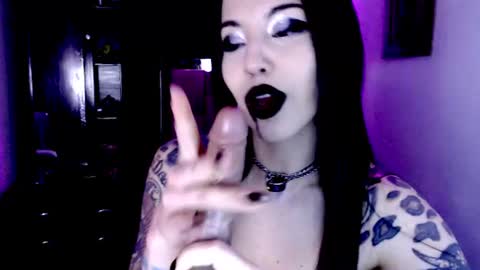Emerald Black online show from July 22, 6:49 am