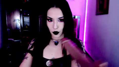 Emerald Black online show from July 28, 5:24 am