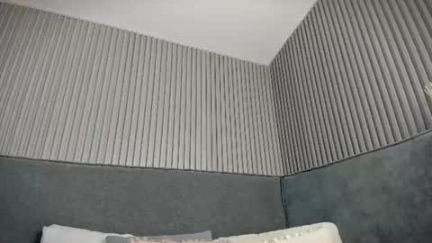 emelie_89 online show from September 3, 11:35 am