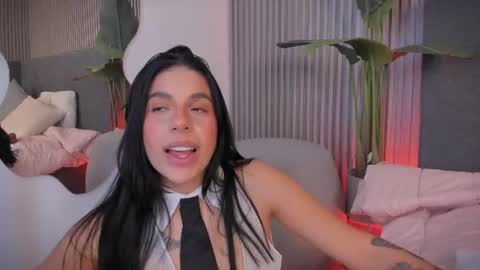 emelie_89 online show from September 3, 6:11 pm