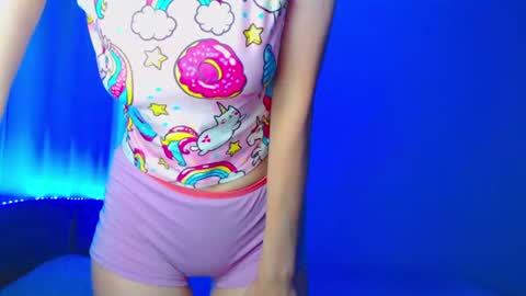 Emely online show from July 31, 5:47 am