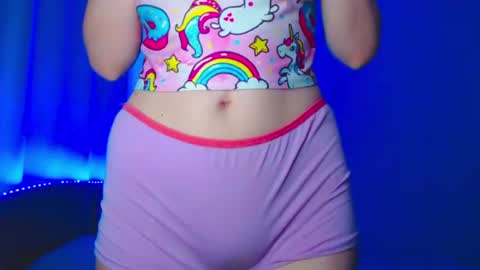 Emely online show from July 31, 8:20 am