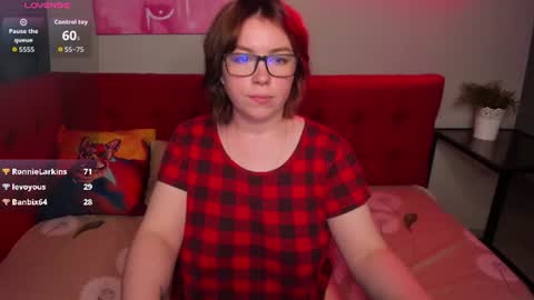 Emily online show from August 12, 5:43 am