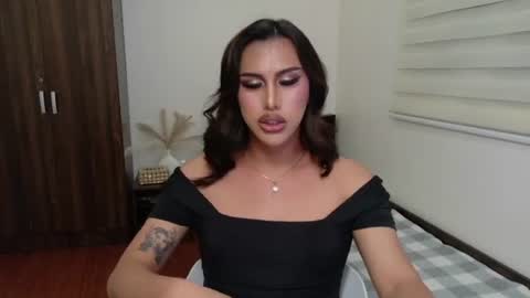 EMELY online show from August 8, 12:05 pm