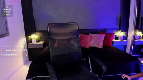 emely online show from May 19, 1:34 pm