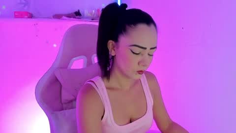 Lia coquine online show from August 7, 3:45 pm