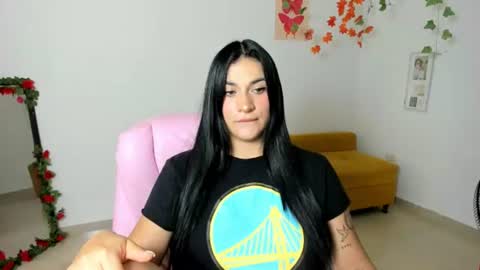 Emily  online show from August 14, 6:44 pm