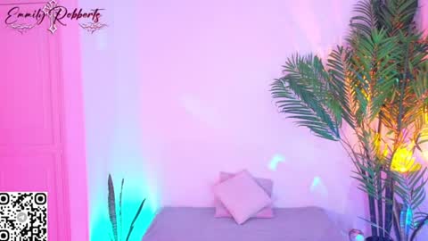 Emmily Roberts online show from August 3, 2:51 am