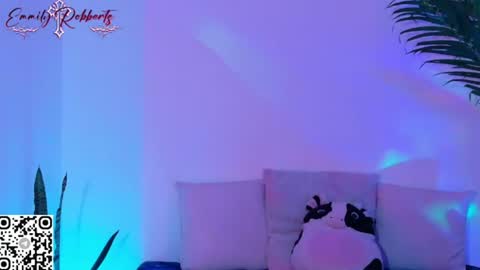 Emmily Roberts online show from August 6, 3:38 am