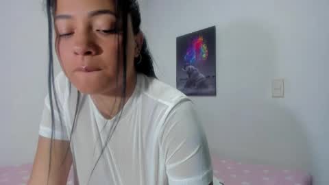 Emiily Carter online show from May 26, 5:08 am
