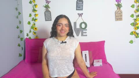 Emily online show from August 10, 11:00 am