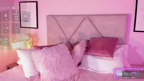 Emiilyh online show from August 1, 1:11 am