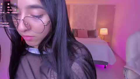 Emily online show from August 14, 8:23 pm