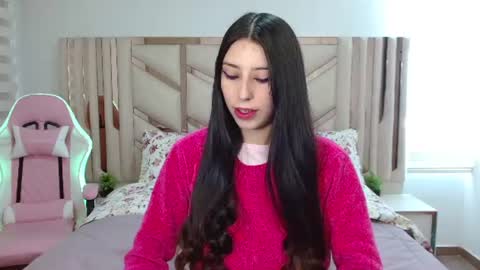 Emilee online show from July 22, 2:19 pm