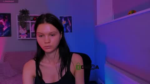 Emi online show from August 4, 2:58 pm