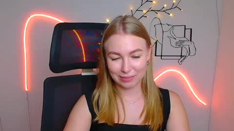 Emilia online show from August 3, 8:21 am