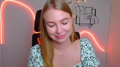 Emilia online show from August 5, 8:23 am