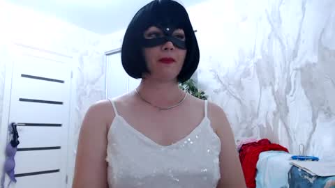 Emilia loki online show from July 2, 3:35 pm