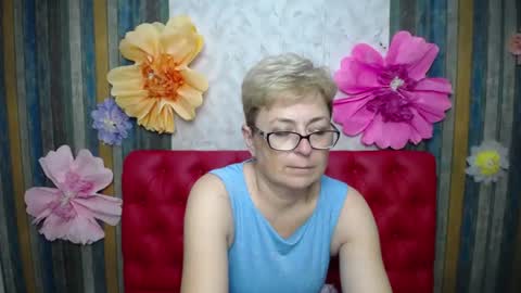 EmiliaGree online show from August 5, 6:06 pm