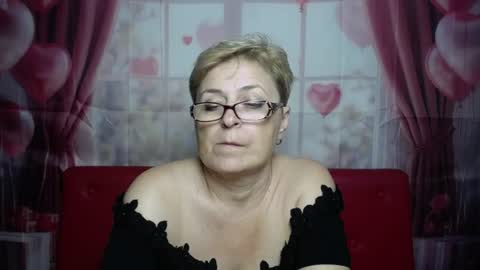 EmiliaGree online show from August 10, 2:02 am