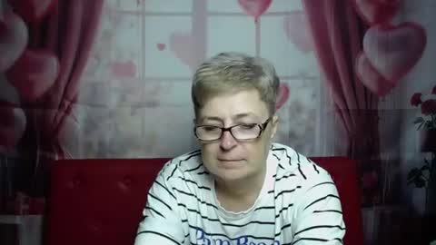 EmiliaGree online show from August 16, 5:28 pm