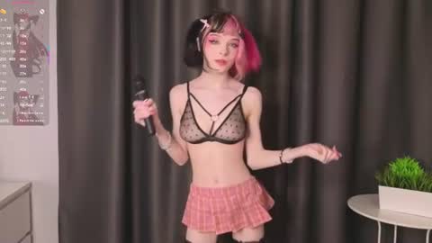 Felicia online show from August 5, 4:27 pm