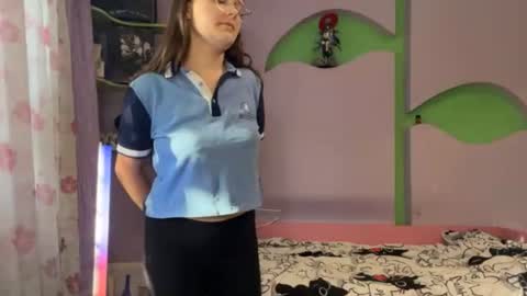 Kira online show from August 12, 3:36 pm