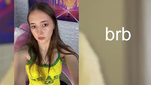 EmiliaRay  online show from August 3, 5:47 am