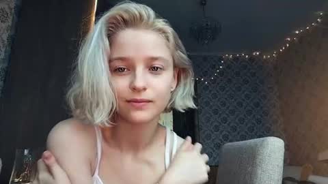 Lia online show from August 11, 12:18 pm