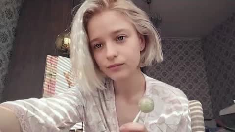 Lia online show from August 12, 12:29 pm