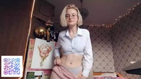 Lia online show from August 13, 1:47 pm