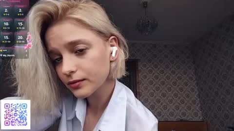 Lia online show from August 16, 12:20 pm