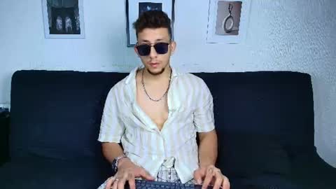 emiliocum_24 online show from July 31, 6:41 am