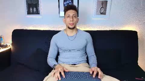 emiliocum_24 online show from August 6, 5:17 am