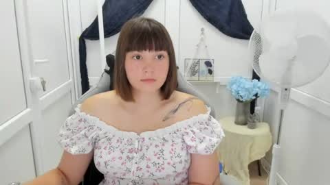 Emmi online show from August 17, 5:56 am