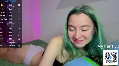 Emily online show from July 8, 1:09 am