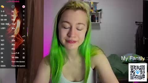 Emily online show from August 5, 11:36 pm