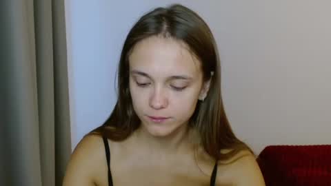 Emilly online show from July 31, 7:03 am
