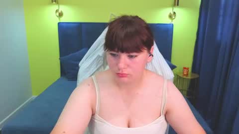 Emilly online show from August 14, 4:38 am