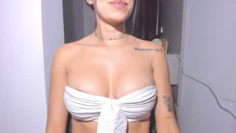 emilly online show from July 10, 9:04 am