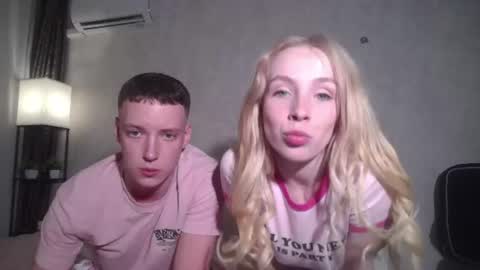 emily0303 online show from July 31, 1:23 am