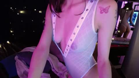 Emily online show from March 3, 9:56 pm
