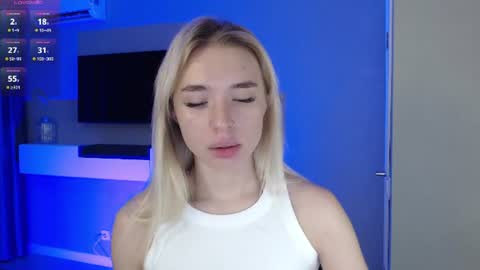 E M I L Y online show from August 13, 9:18 pm