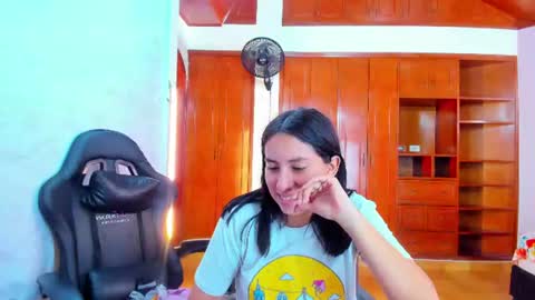 Emily and Soffy online show from July 11, 4:24 pm