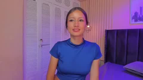 Emily online show from August 18, 11:16 am