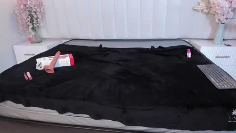 emily_brooks__ online show from August 11, 8:38 am