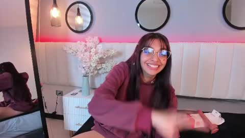 emily_brooks__ online show from August 15, 9:46 am