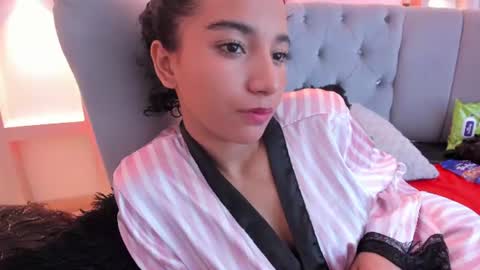 emily_bruss online show from July 30, 7:20 pm