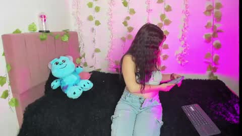 emily online show from August 11, 6:10 pm